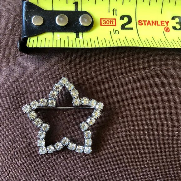 Vintage Avon, Silver-tone, Rhinestone, Star Brooch/Pin - Picture 3 of 3
